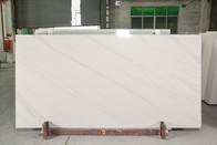 白い反スキッドの人工的な水晶耐久力のある石造り表6.5のMohsの硬度